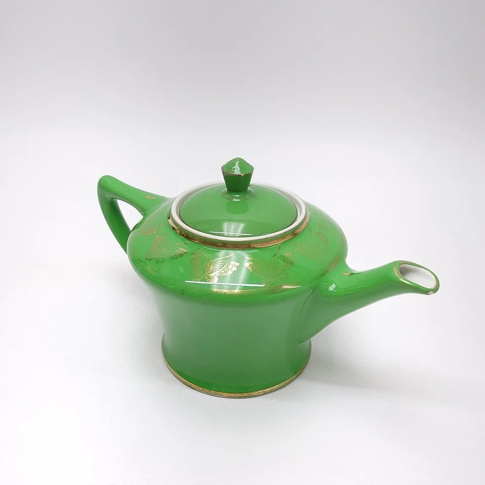 Vintage‎ Hall China 0152 Green 6 Cup Teapot Gold Butterfly Motif Made in USA